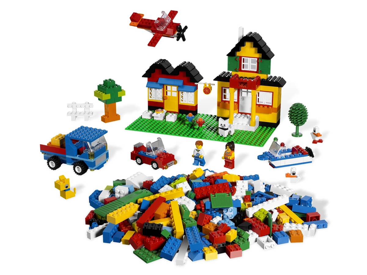 Deluxe Brick Box