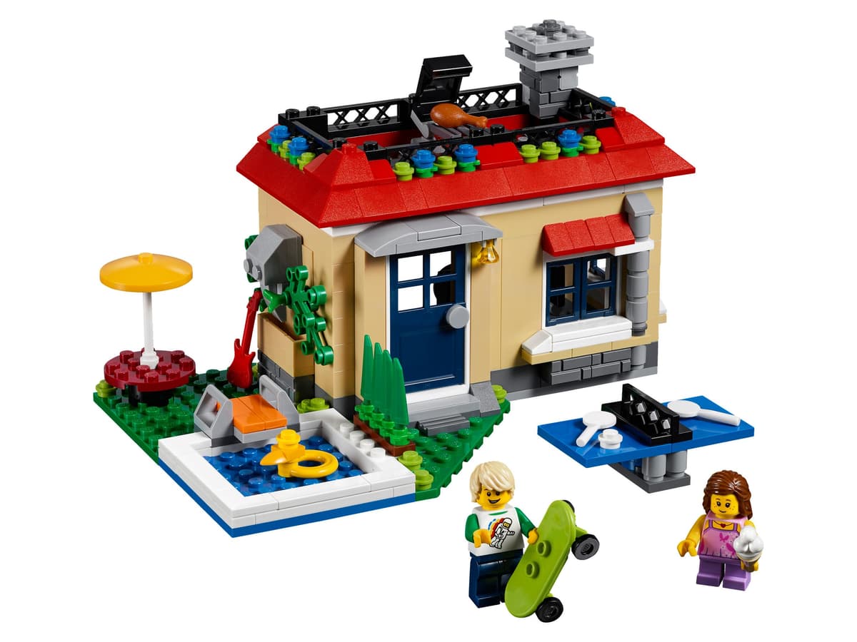Modular Poolside Holiday