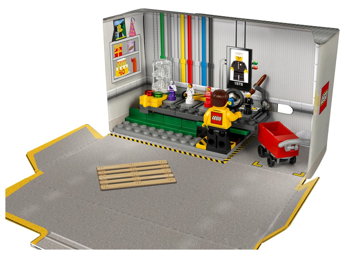 Minifigure Factory