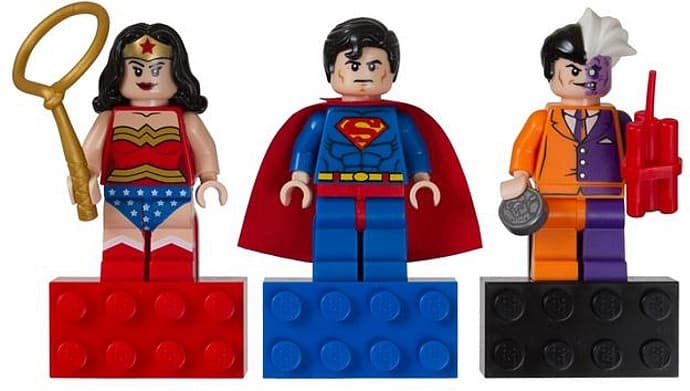 Super Heroes Magnet Set